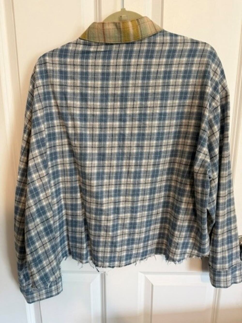 PAPERMOON CROPPED LONG-SLEEVED FLANNEL SHIRT LARGE